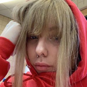 Meet your Posher, Lexi